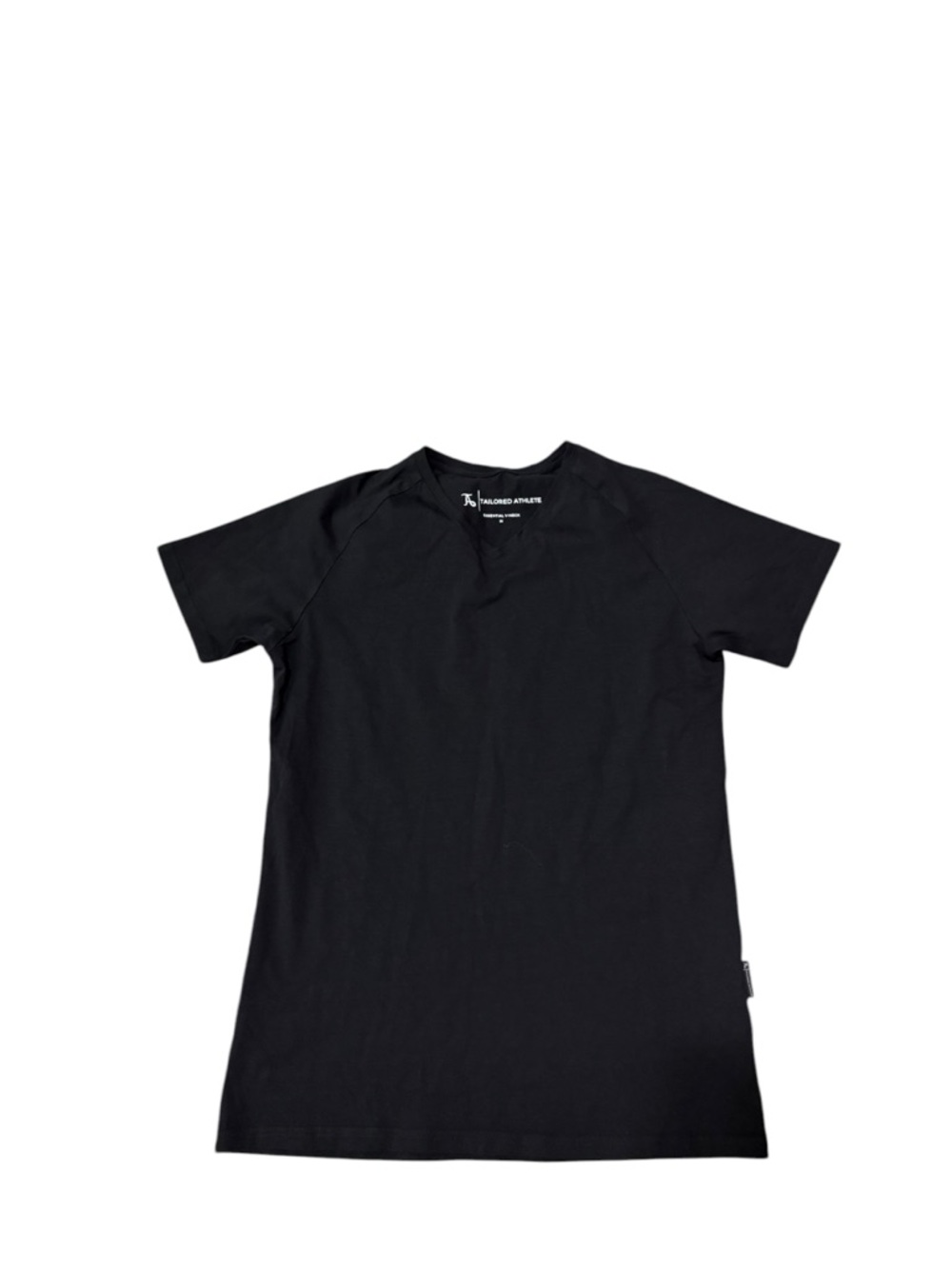 Tailored athlete essential v neck